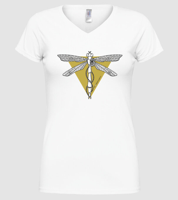 Libelulă model alb pe tricou