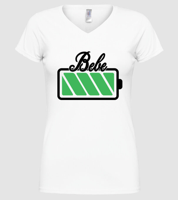 Bebe încărcat model alb pe tricou