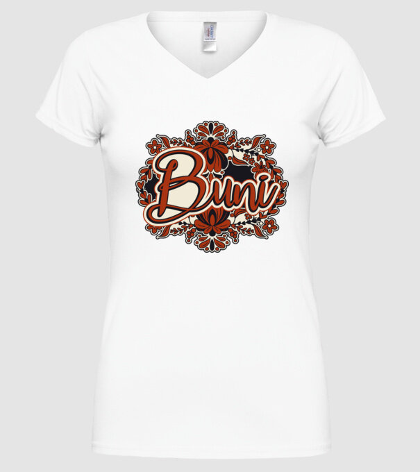 Buni model alb pe tricou