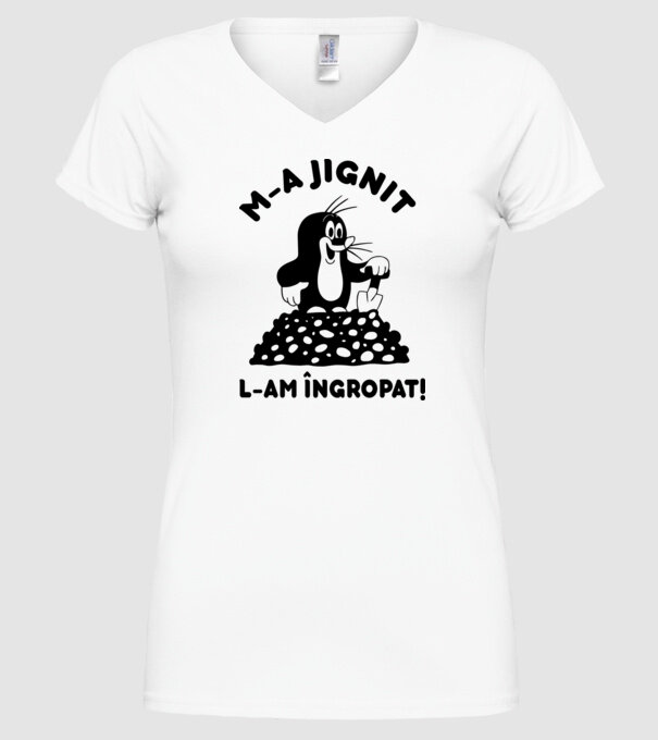 M-a jignit, l-am îngropat model alb pe tricou