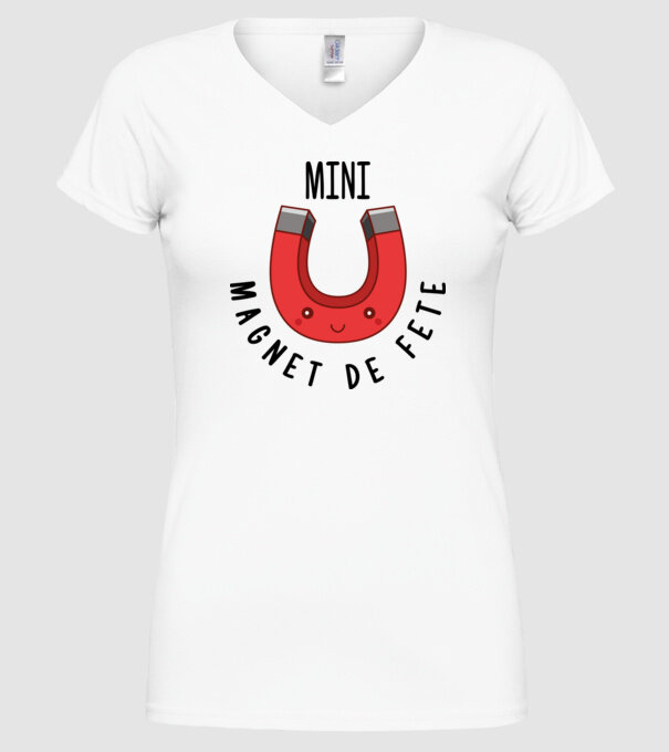 Mini magnet de fete model alb pe tricou