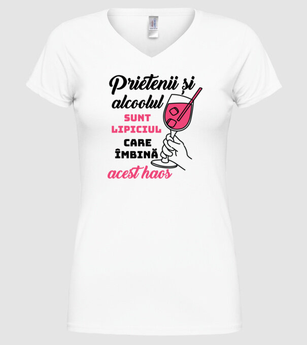 Prietenii și alcoolul sunt lipiciul care îmbină acest haos model alb pe tricou