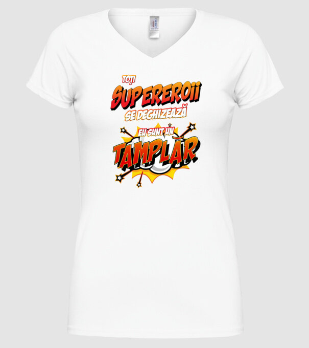 Toți supereroii se deghizează, eu sunt un tâmplar model alb pe tricou