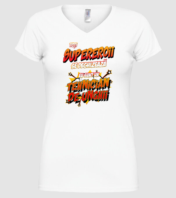 Toți supereroii se deghizează, eu sunt un tehnician de unghii model alb pe tricou