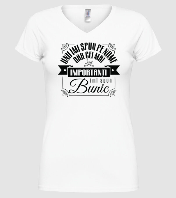 Unii îmi spun pe nume, dar cei mai importanți îmi spun bunic model alb pe tricou