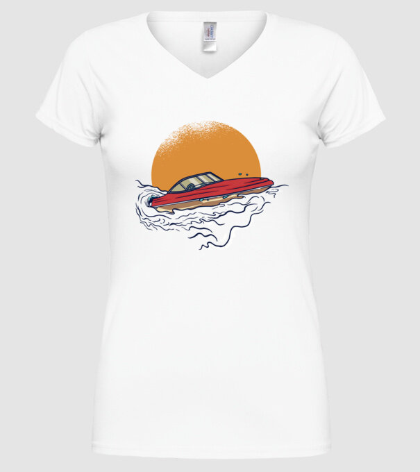 Vapoare model alb pe tricou