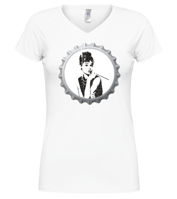  model  pe tricou