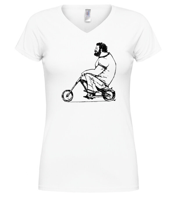  model  pe tricou
