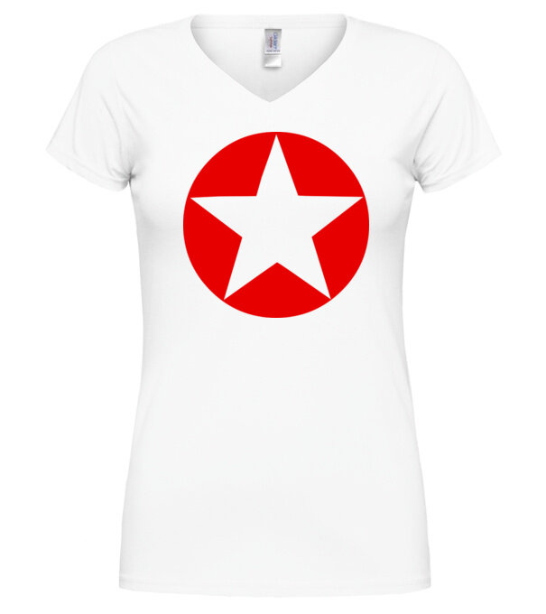  model  pe tricou