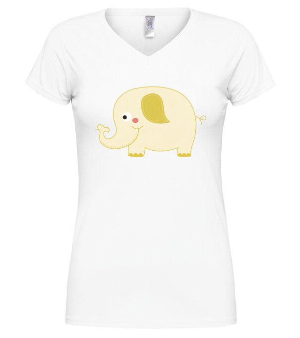  model  pe tricou