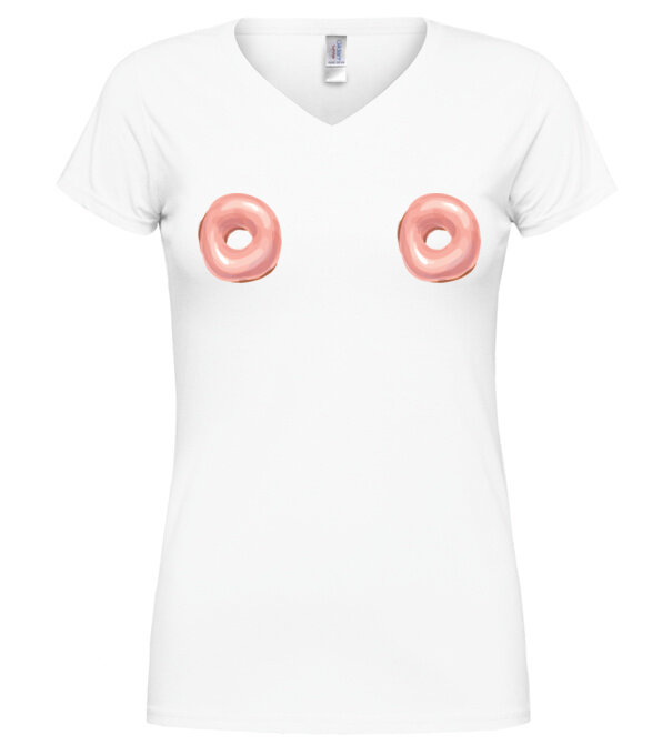  model  pe tricou