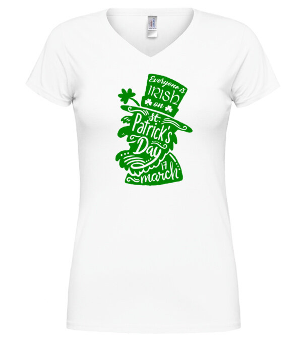  model  pe tricou