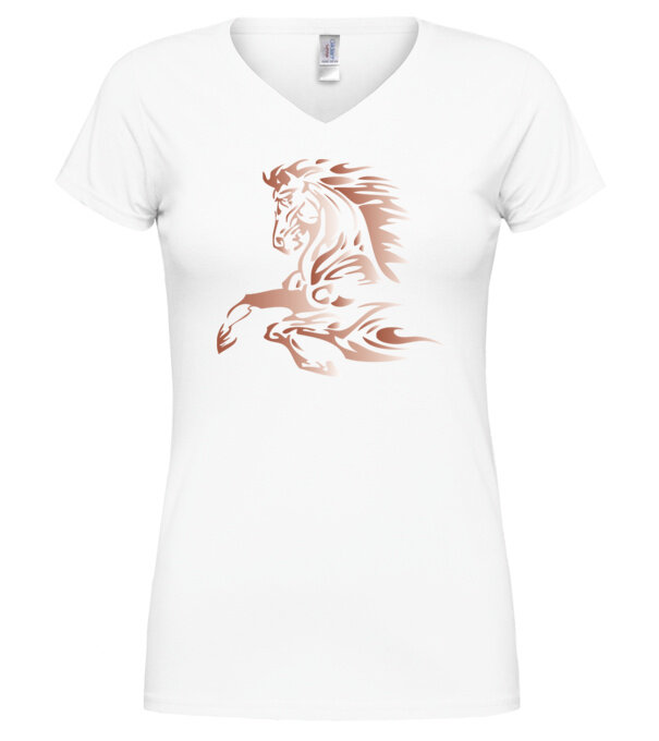  model  pe tricou