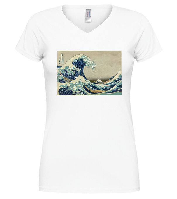 model  pe tricou
