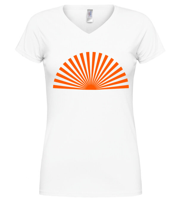  model  pe tricou