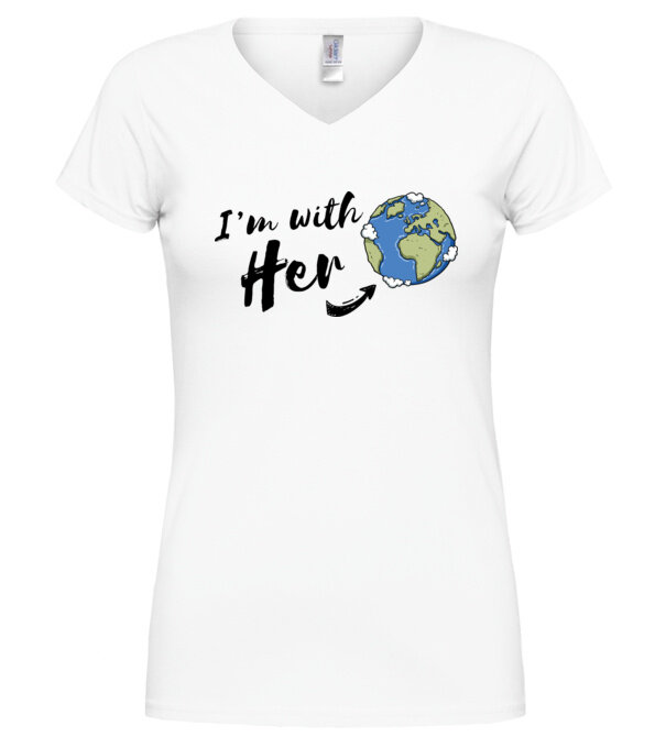  model  pe tricou