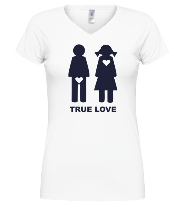  model  pe tricou