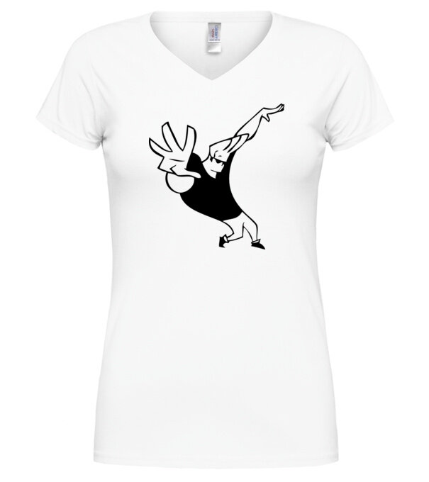 model  pe tricou