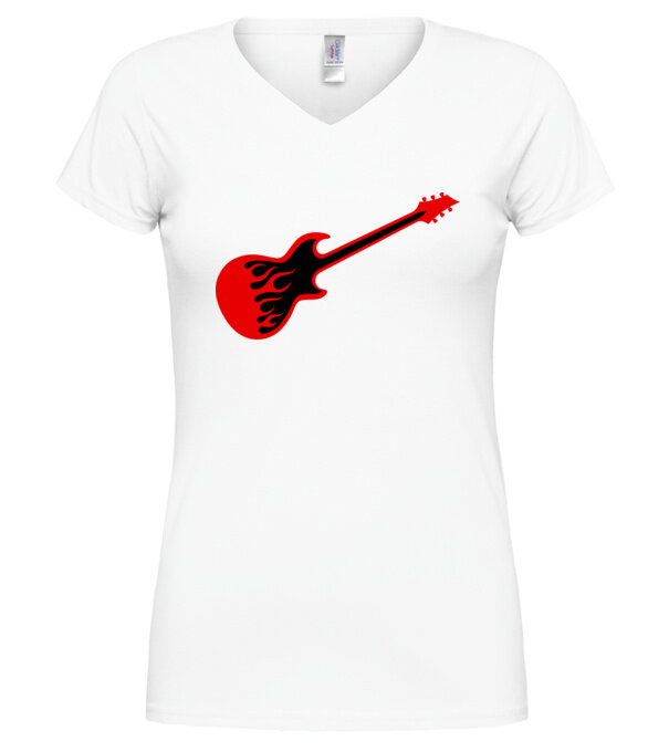  model  pe tricou