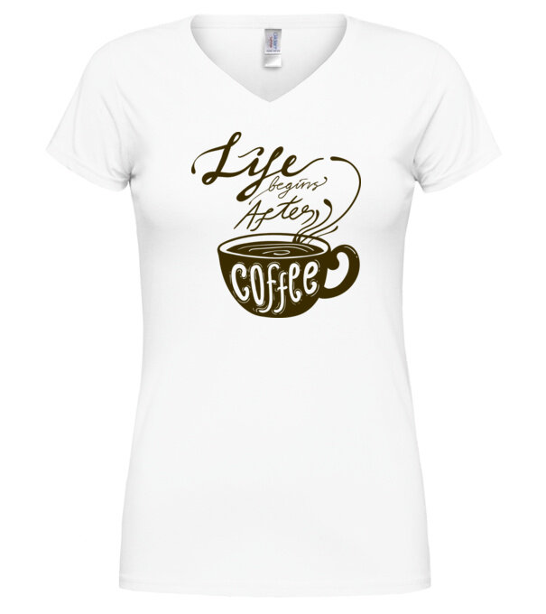  model  pe tricou