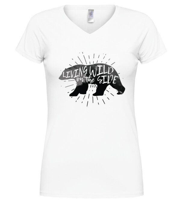  model  pe tricou