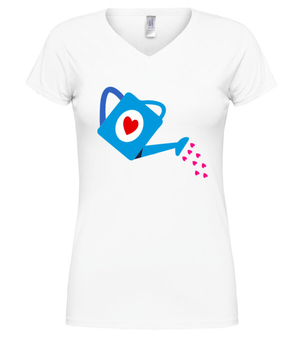  model  pe tricou