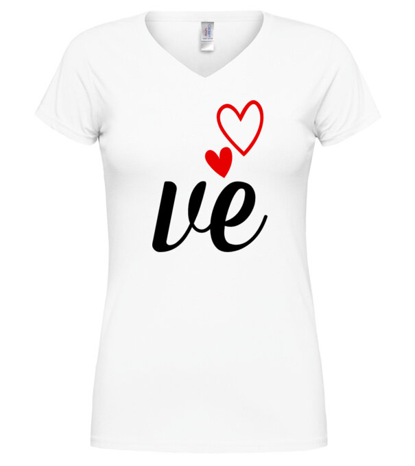  model  pe tricou