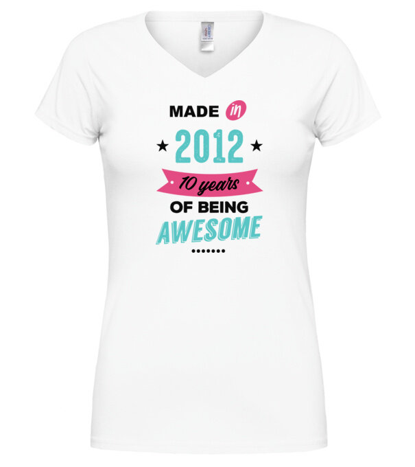  model  pe tricou