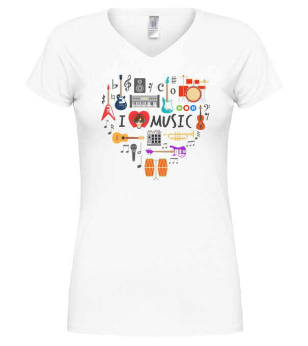 model  pe tricou
