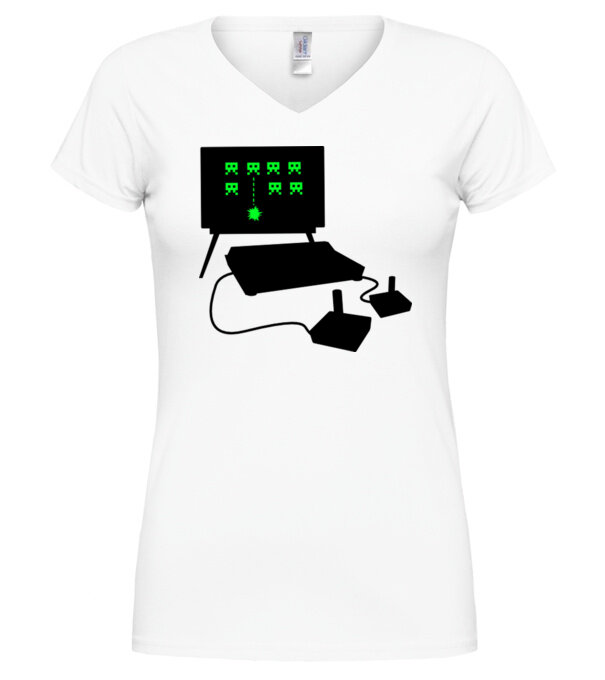  model  pe tricou