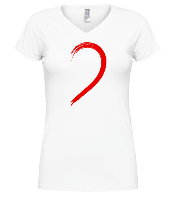  model  pe tricou