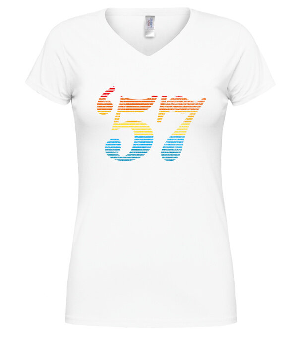  model  pe tricou