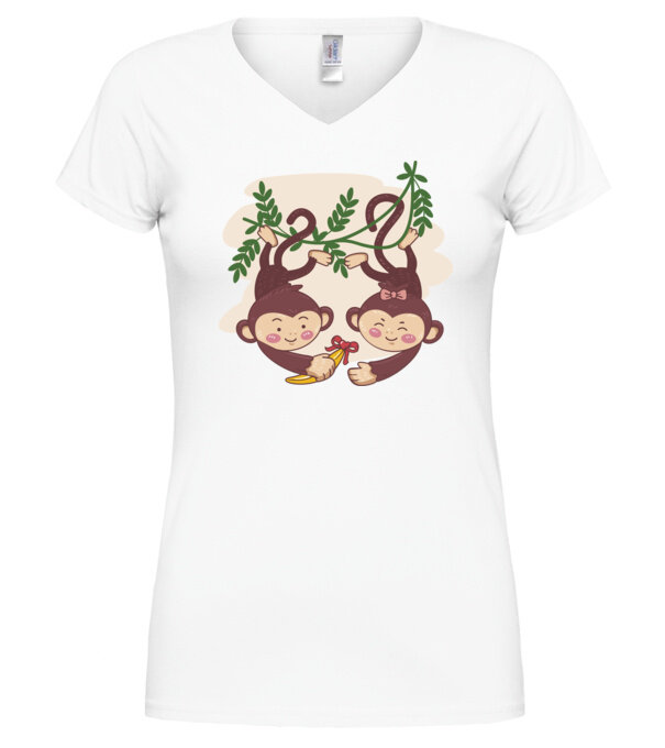  model  pe tricou