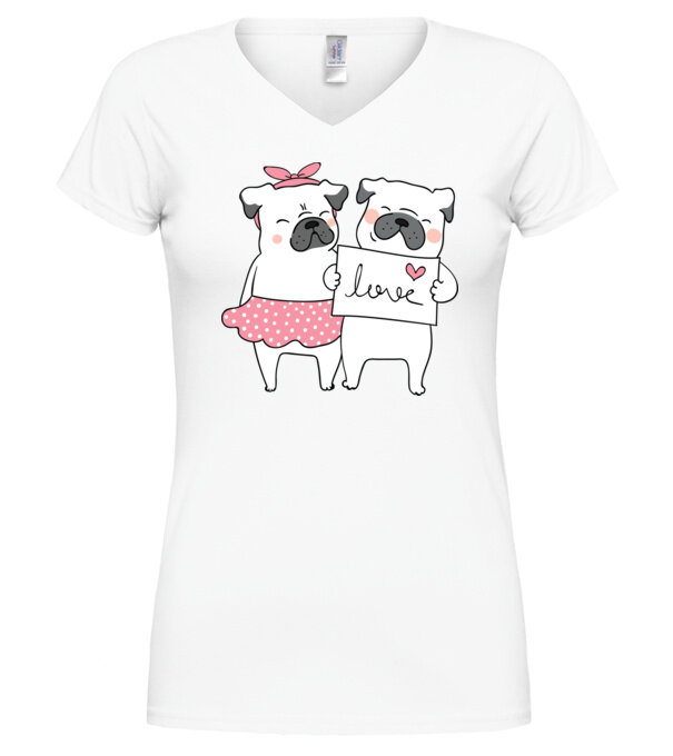  model  pe tricou
