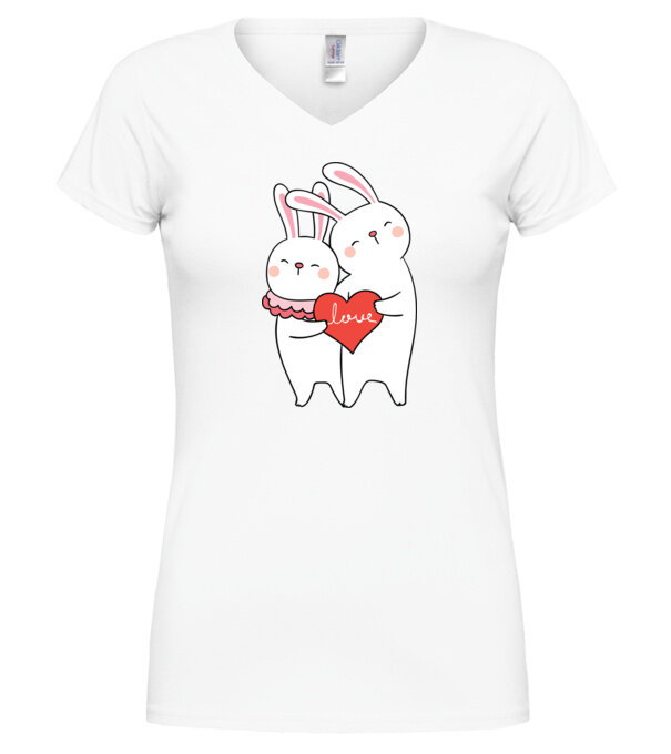  model  pe tricou