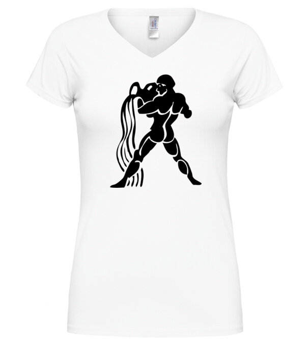  model  pe tricou