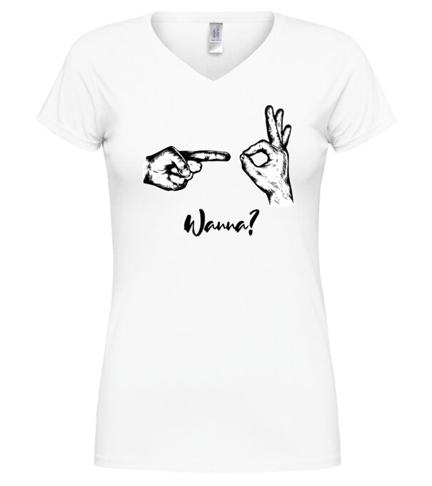  model  pe tricou