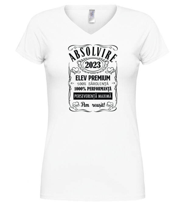  model  pe tricou