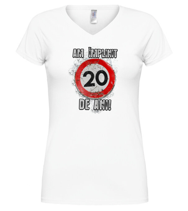  model  pe tricou
