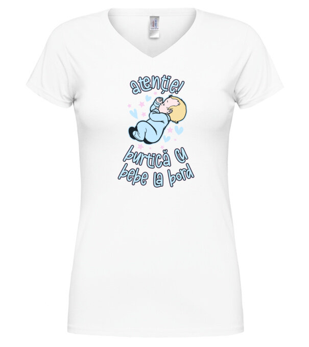  model  pe tricou