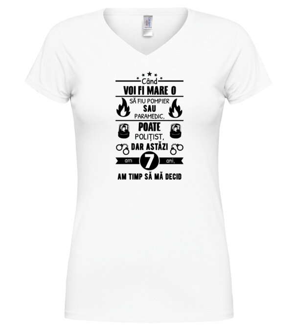 model  pe tricou