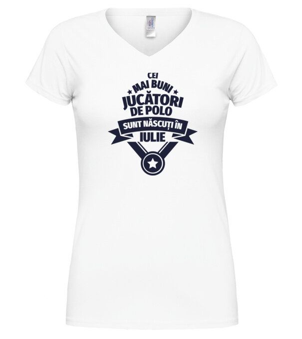  model  pe tricou