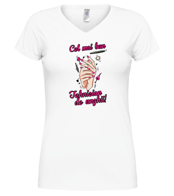  model  pe tricou