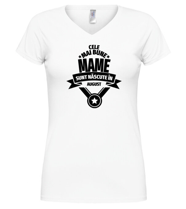  model  pe tricou