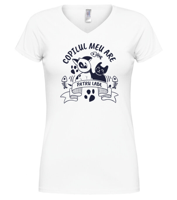  model  pe tricou
