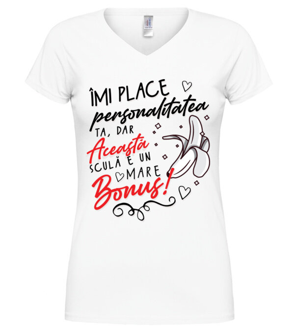  model  pe tricou