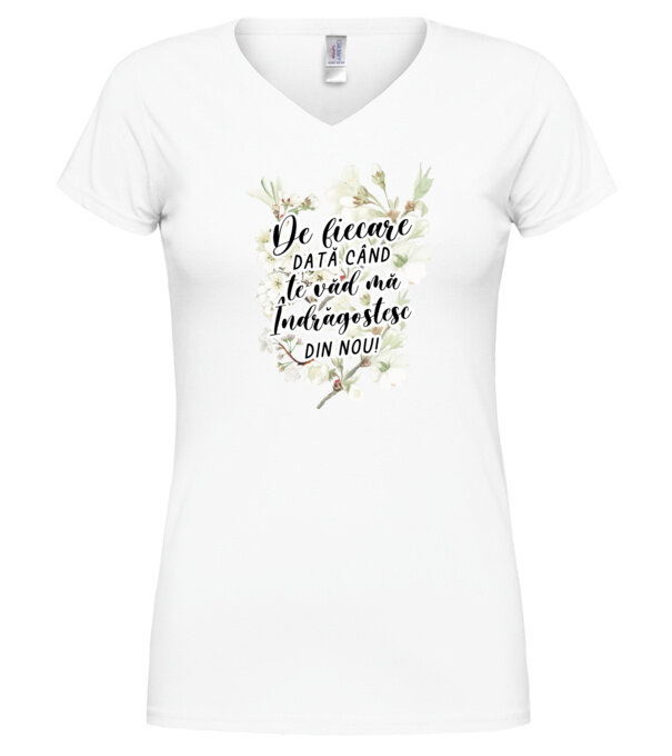  model  pe tricou