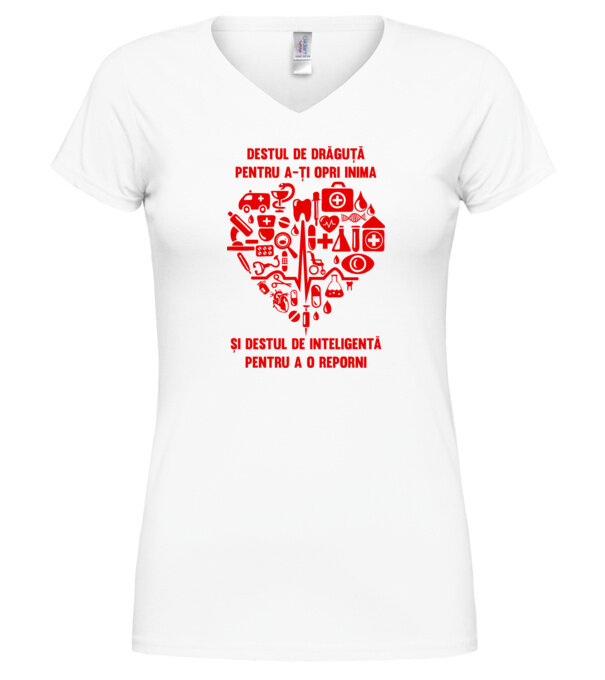  model  pe tricou