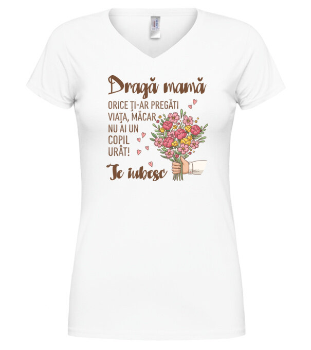  model  pe tricou