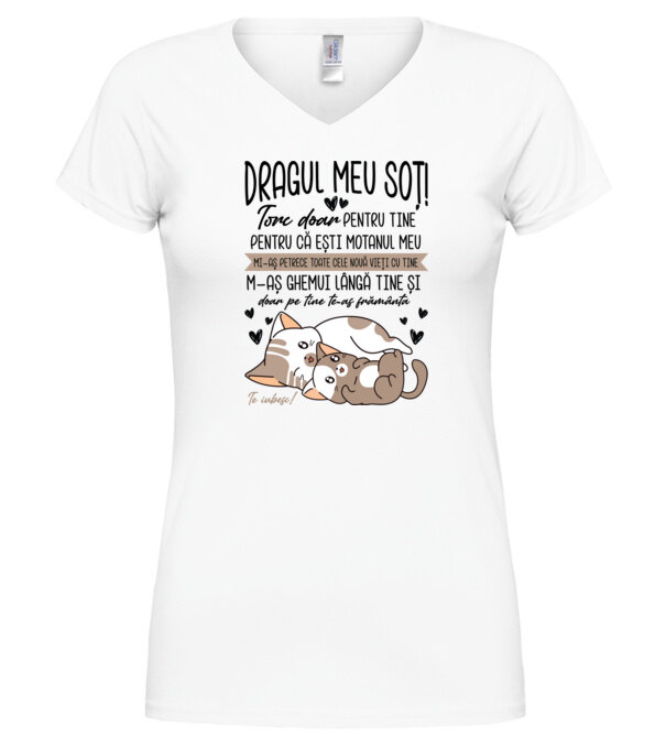  model  pe tricou